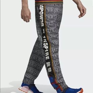 Adidas Originals Pharrell Williams Solar Hu Woven